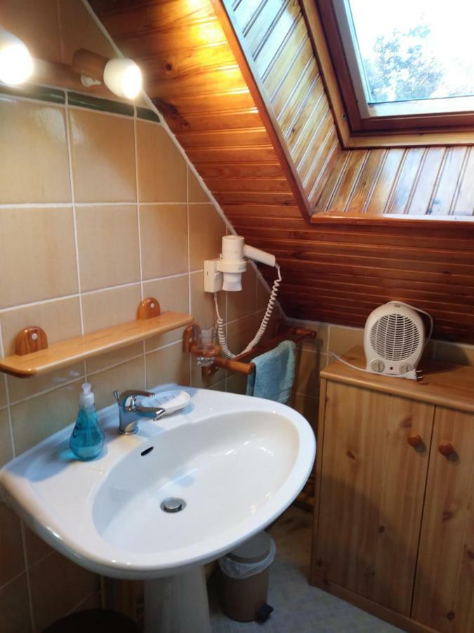 Les Hautes Mougonnieres Neuil Luaran gambar